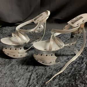 Pleaser Vintage Galaxy silver heels